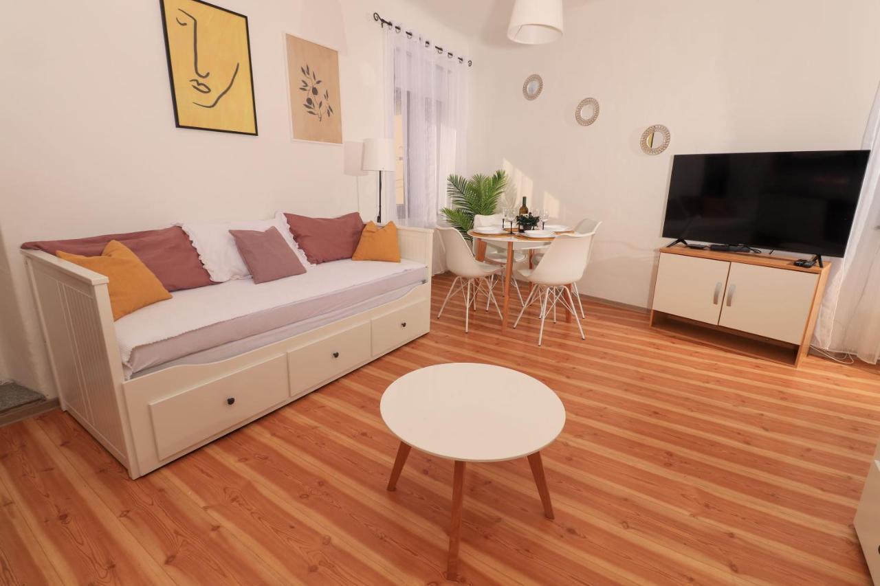איזולה Sml Apartments 1 מראה חיצוני תמונה