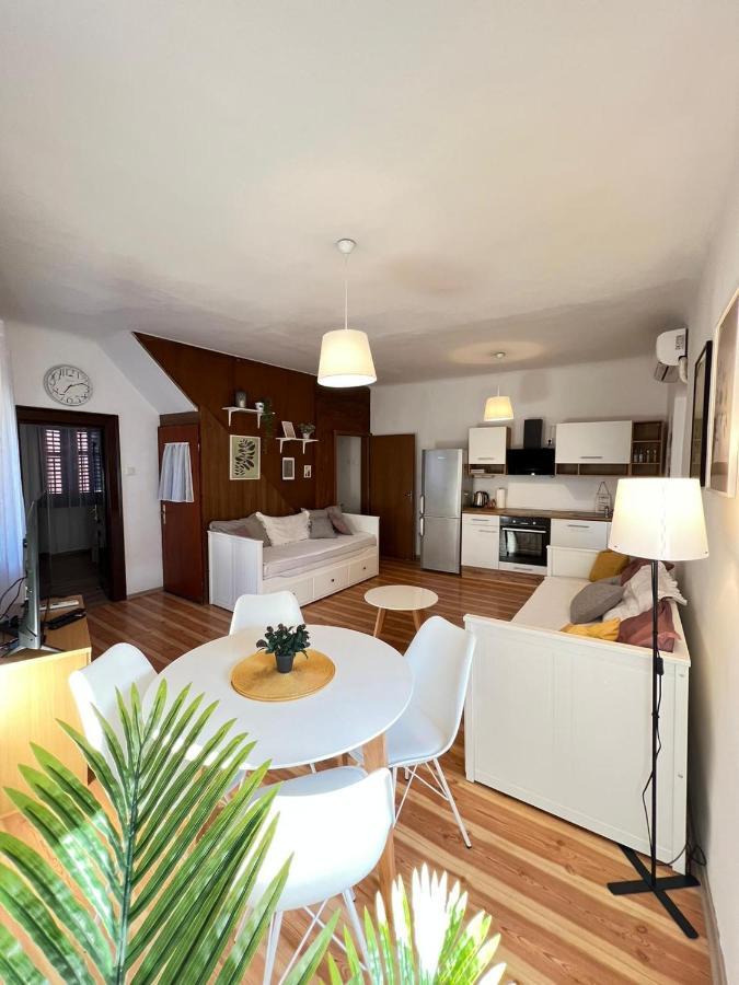 איזולה Sml Apartments 1 מראה חיצוני תמונה
