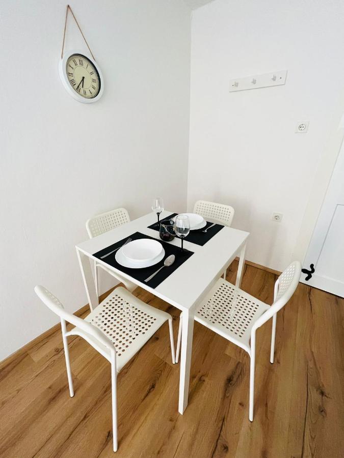 איזולה Sml Apartments 1 מראה חיצוני תמונה
